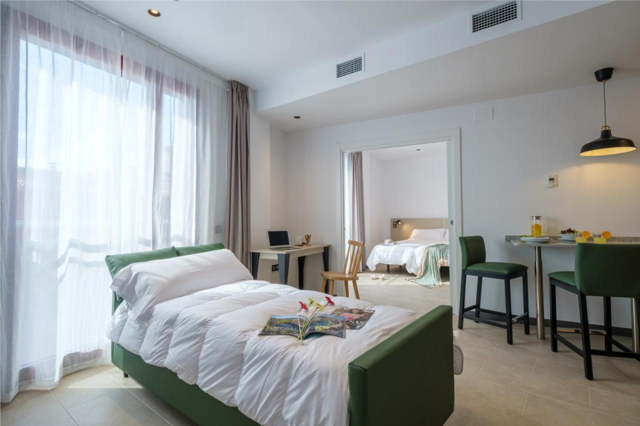 Tgna Reial 1 Apartment Tarragona Bagian luar foto
