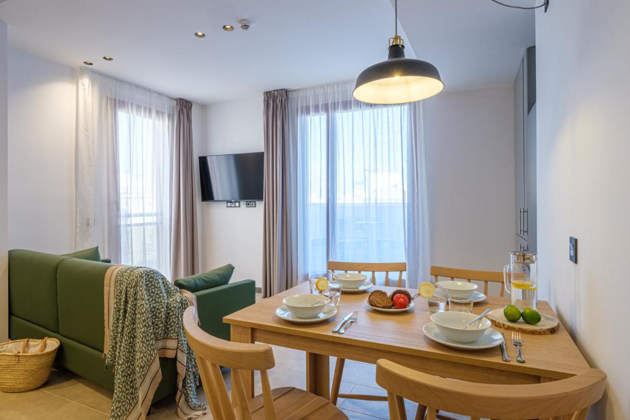 Tgna Reial 1 Apartment Tarragona Bagian luar foto