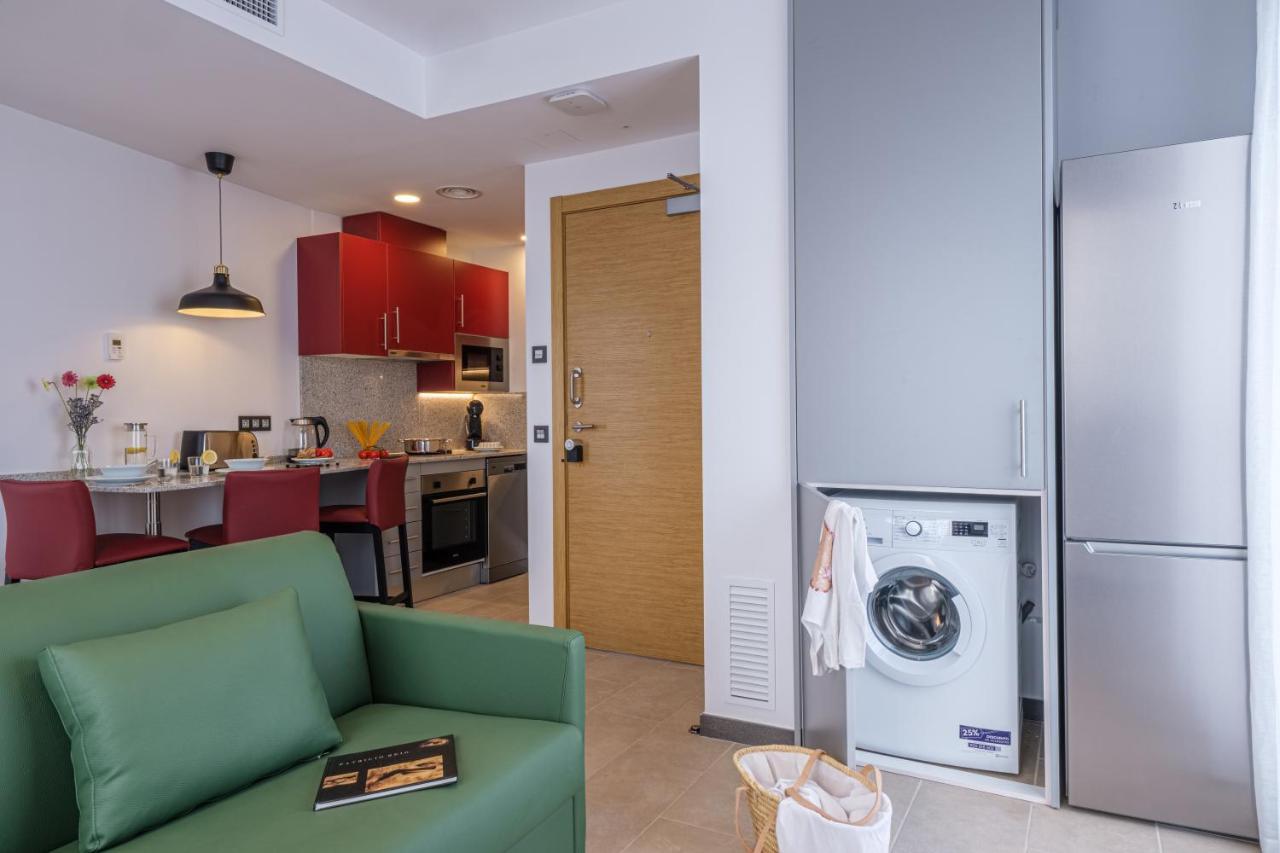Tgna Reial 1 Apartment Tarragona Bagian luar foto